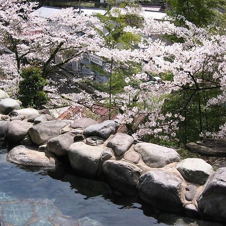 ホテル Tomiya 湯村 エクステリア 写真